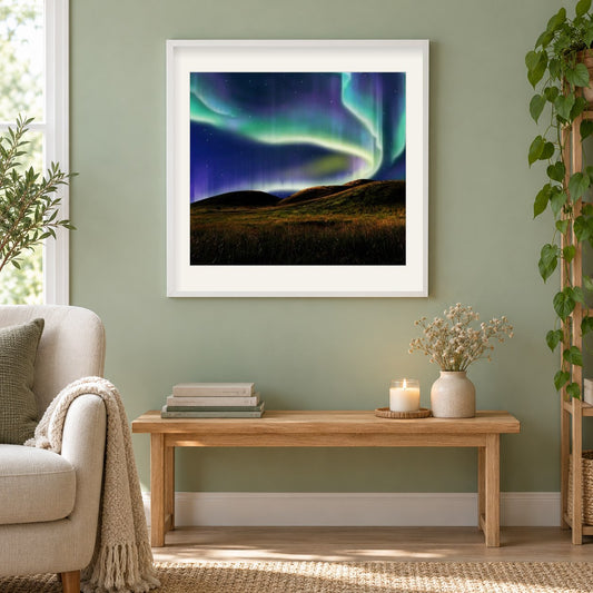 Alaska Nordlichter als gerahmtes Diamond Painting im Wohnzimmer