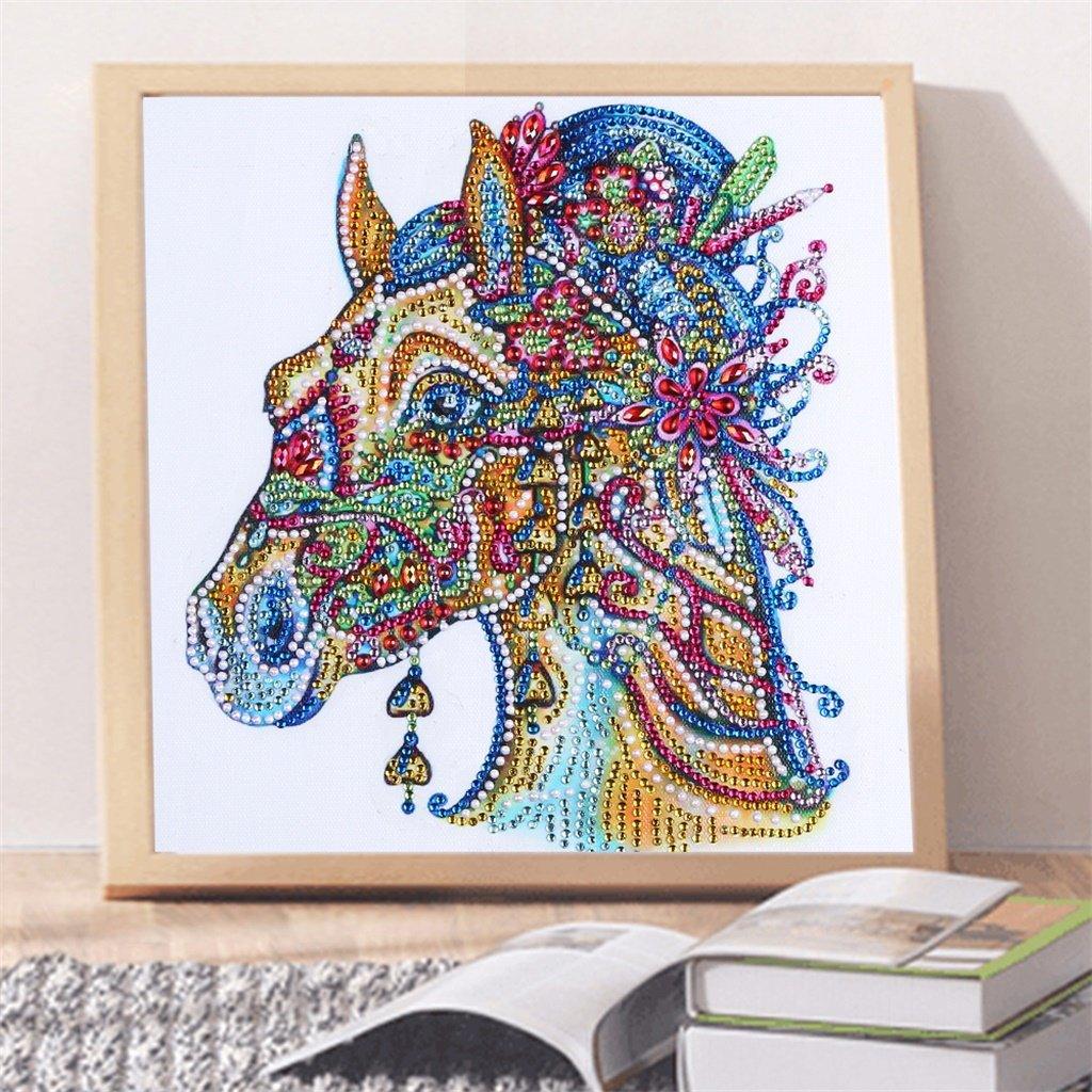 Anständig dekoriertes Pferd - Spezial Diamond Painting - Diamond Painting