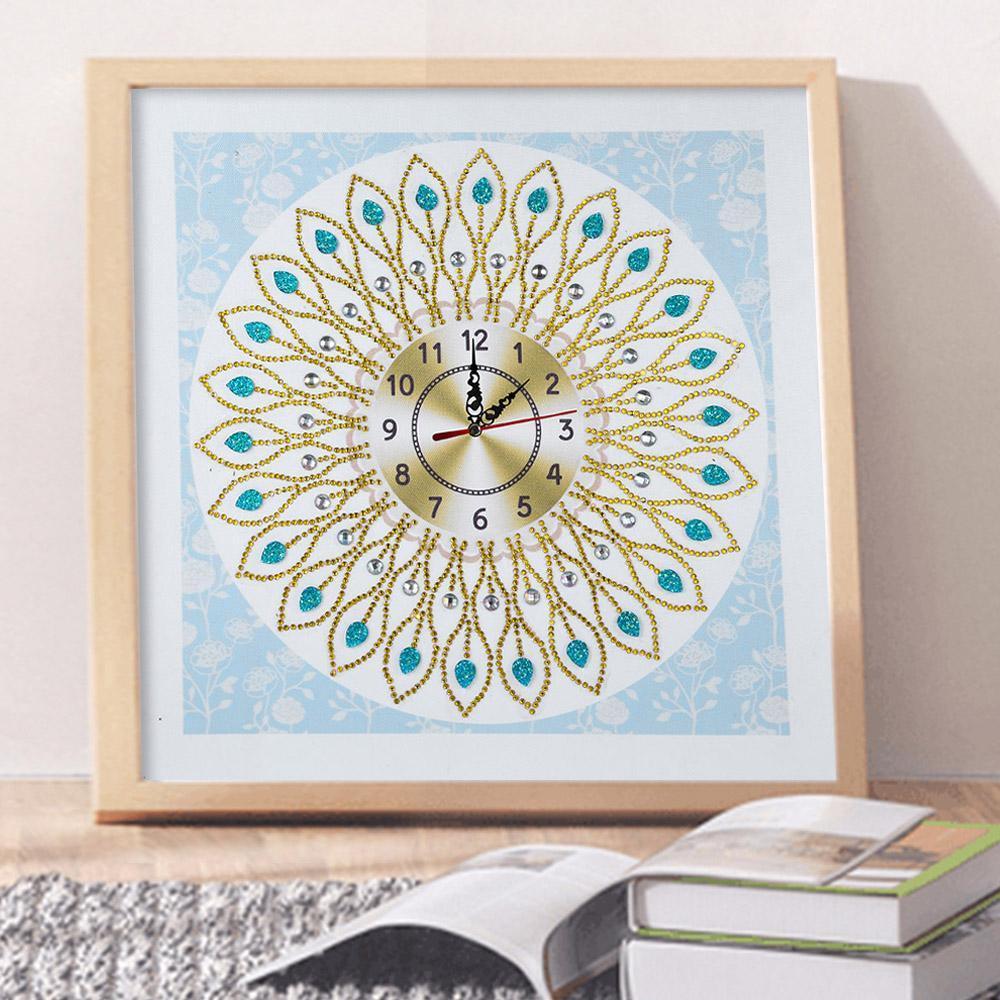 Weiße Wanduhr - Spezial Diamond Painting - Diamond Painting