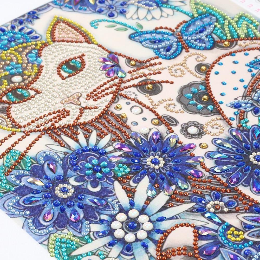 Katze mit blauer Blume - Spezial Diamond Painting - Diamond Painting