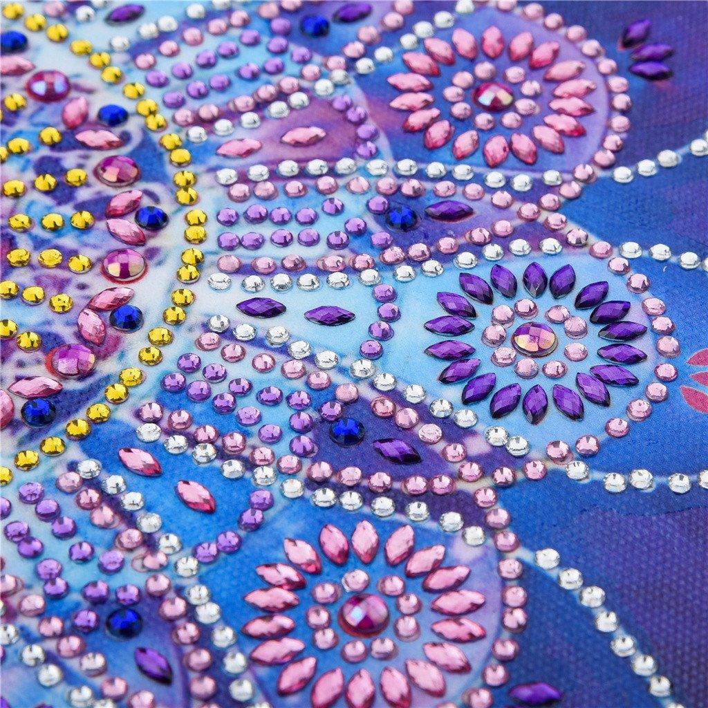 Abstrakte Mandala-Blume - Spezial Diamond Painting - Diamond Painting