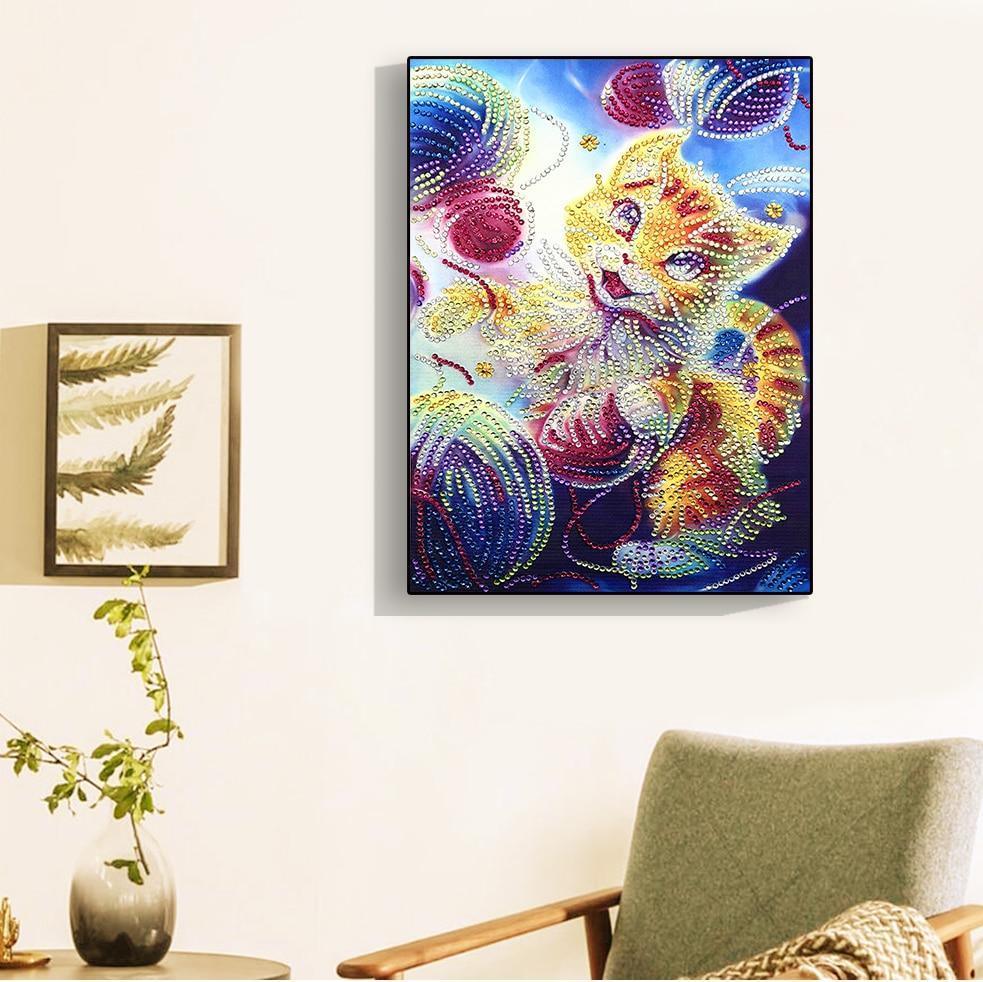 Entzückende Katze liebt es zu spielen - Spezial Diamond Painting - Diamond Painting