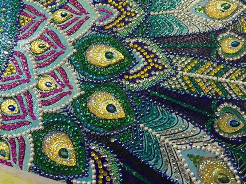 Pfau & Schmetterling - Spezial Diamond Painting - Diamond Painting